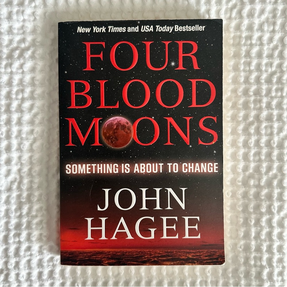 Four Blood Moons Book by John Hagee